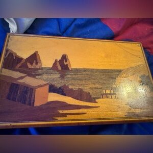 Inlaid Handcrafted Wooden Music Box / Jewelry Box